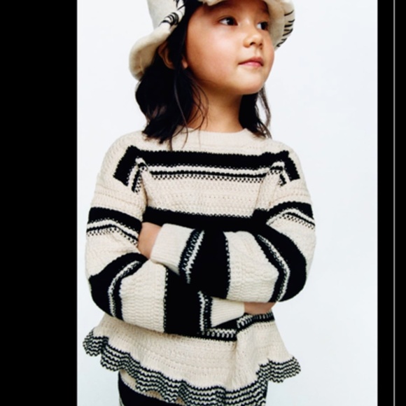 Zara Other - RUFFLED KNIT SWEATER